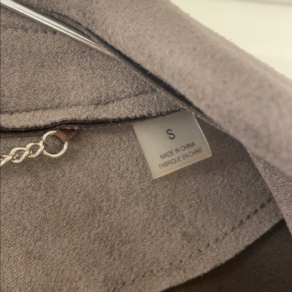 Women’s Suede Jacket - Picture 5 of 6